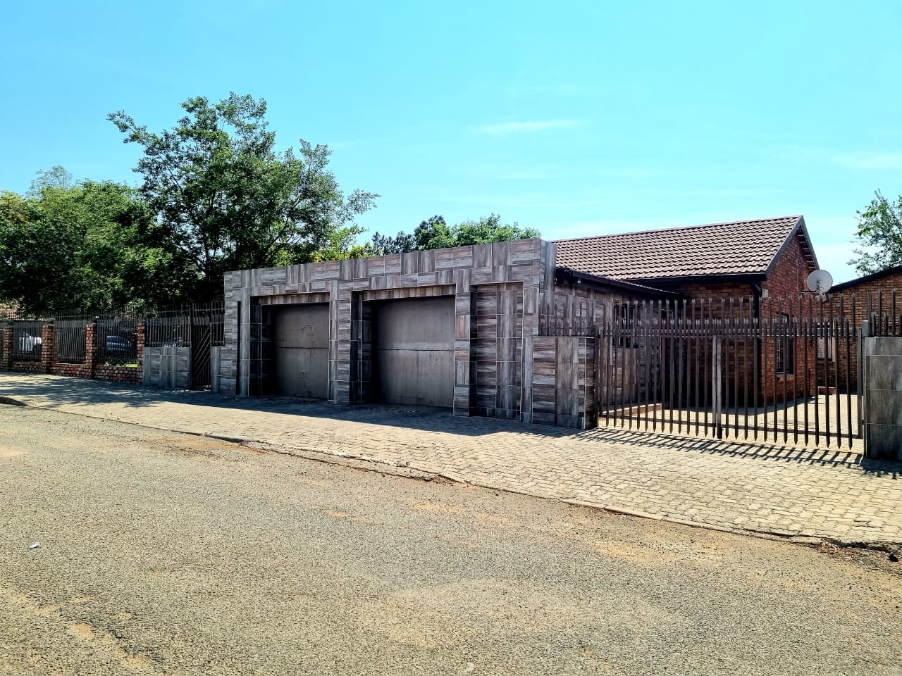 3 Bedroom Property for Sale in Carters Glen Northern Cape